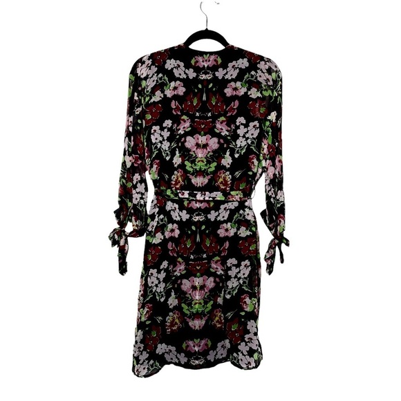 Equipment Natasha Button-detailed Floral-print Silk-georgette Mini Dress Black‎ - Picture 3 of 6